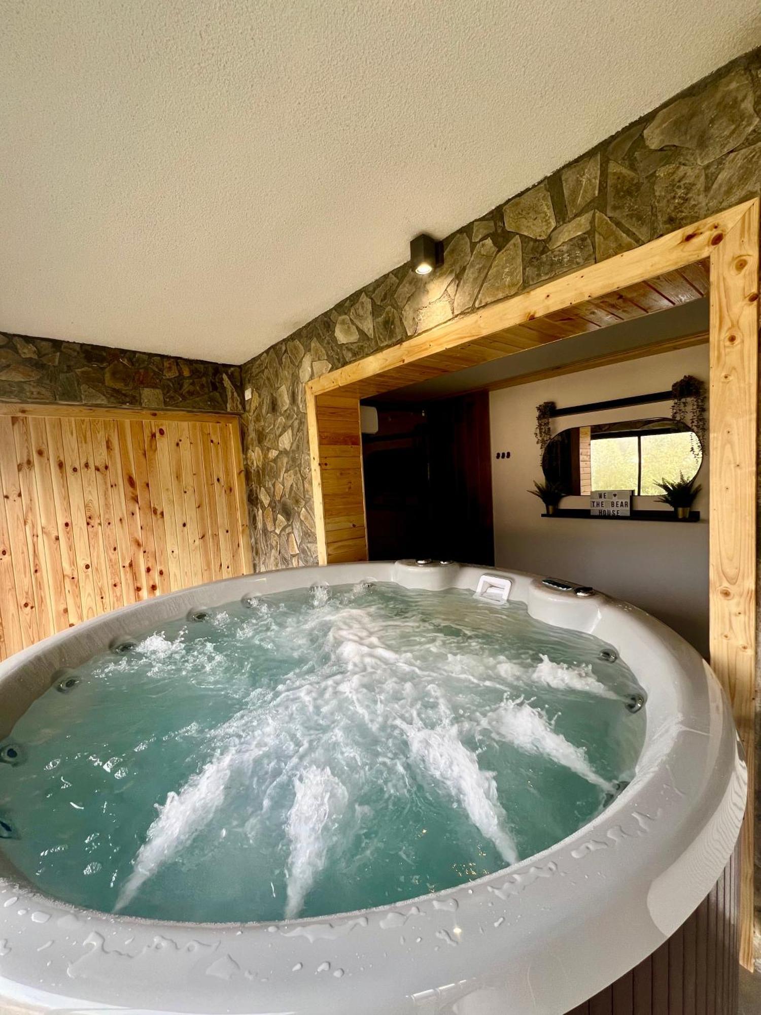 The Bear House 2 Villa Buşteni Екстериор снимка