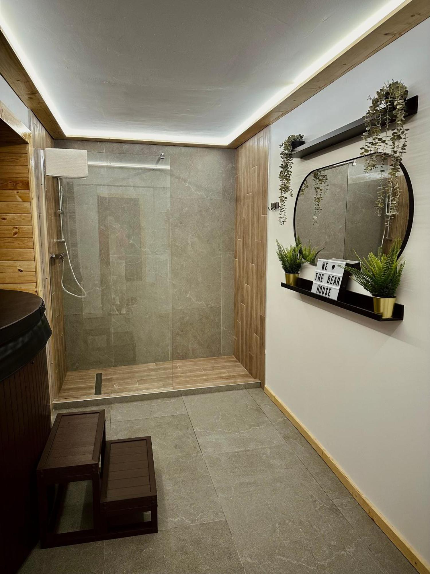 The Bear House 2 Villa Buşteni Екстериор снимка
